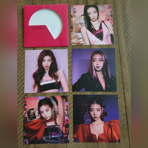 5 PCS K-POP ITZY ALBUM "GUESS WHO?" OFFICIAL LIMITED EDITION POSTCARDS W SLEEVE - Picture 4 of 14